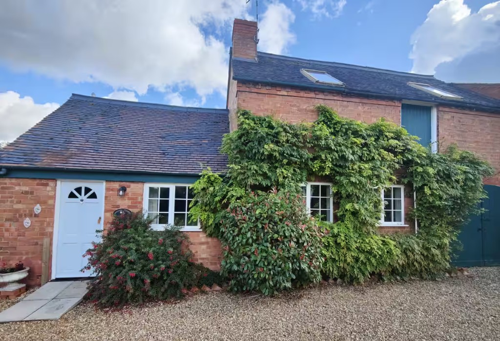 Winton House self-catering cottage